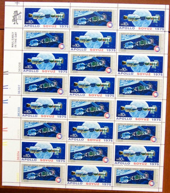 Scott #1569-1570 Apollo Soyuz Space Project Sheet of 24