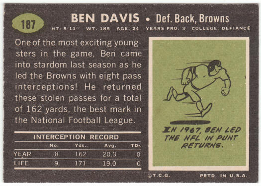 1969 Topps Football #187 Ben Davis Rookie Card