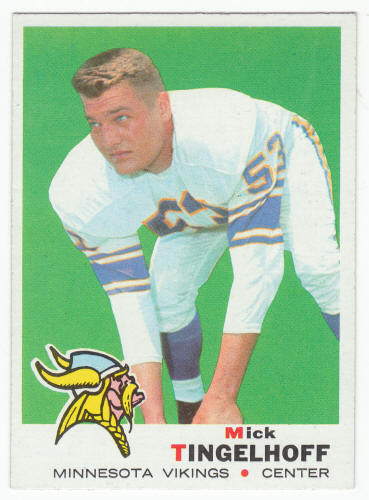 1969 Topps Mick Tingelhoff #195 front