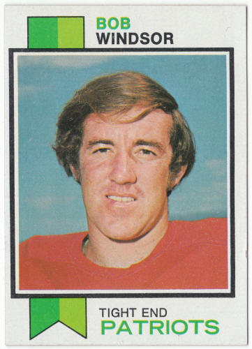 1973 Topps Football #144 Bob Windsor Rookie Card