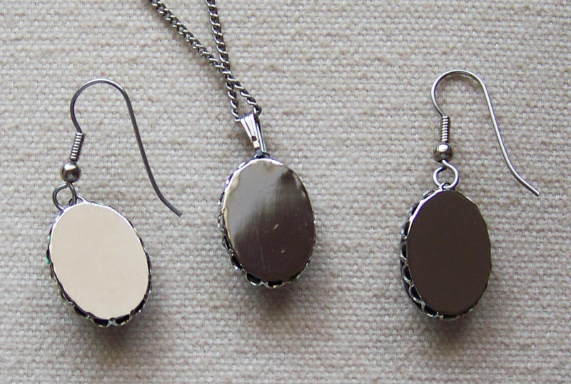 Victorian Style Cameo Necklace Earrings Set