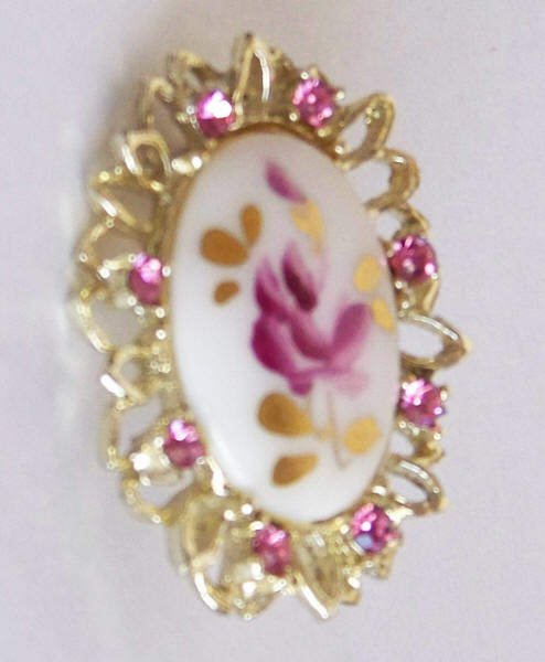 Vintage Costume Jewelry Brooch