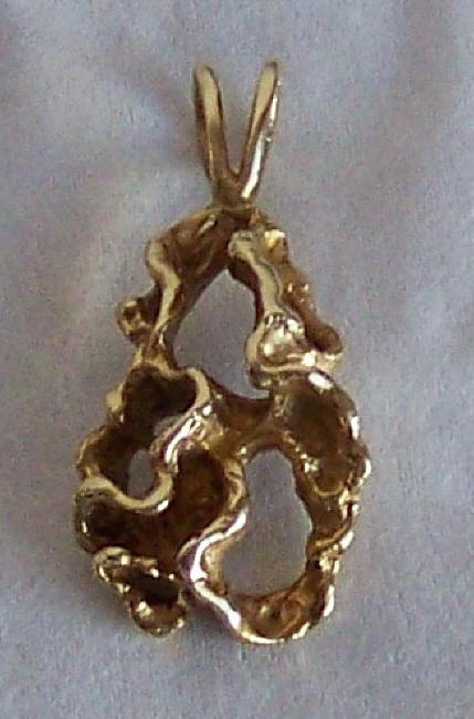 14K Gold Brutalist Pendant front