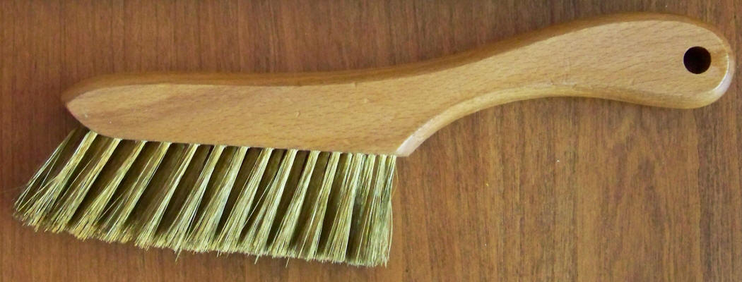 Lint Chaser Vintage Brush