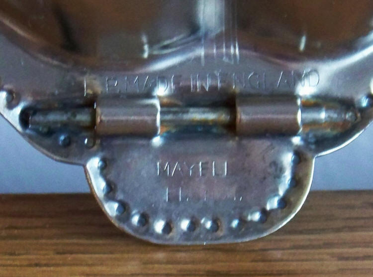 Mayell Silver Plated Hinged Shell Condiment Server