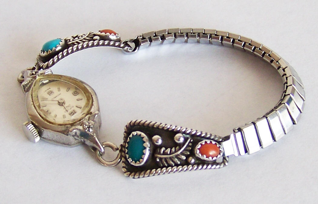 Navajo SC Watch Tips side