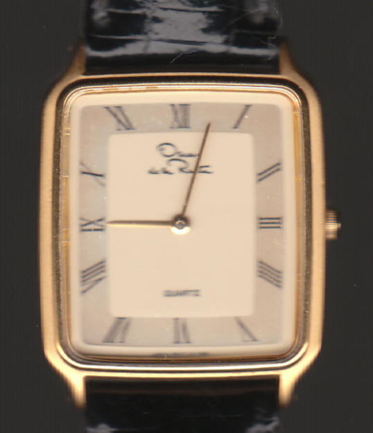 Oscar de la Renta Quartz Wristwatch Face