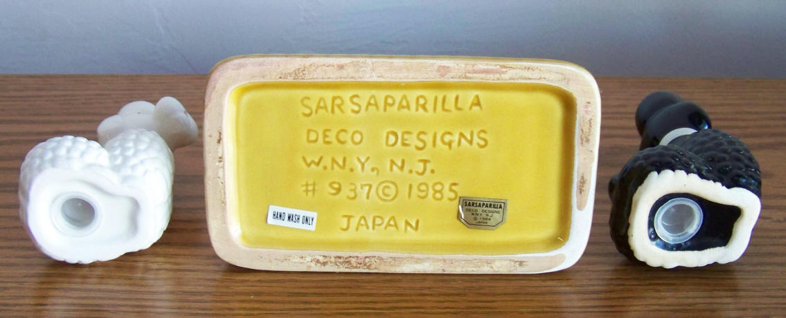 Poodle Salt and Pepper Shakers bottom