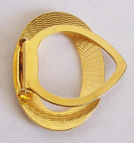 Lieba Scarf Clip back