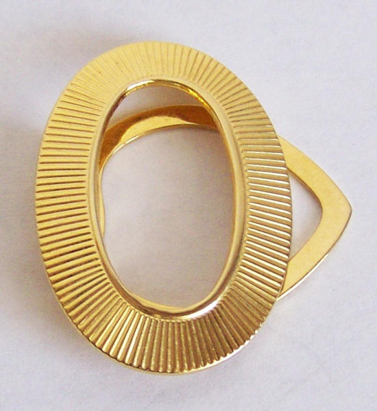 Lieba Scarf Clip front