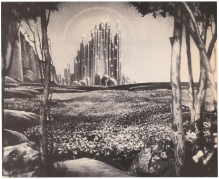 Wizard Of Oz Emerald City Photo Card #220-061