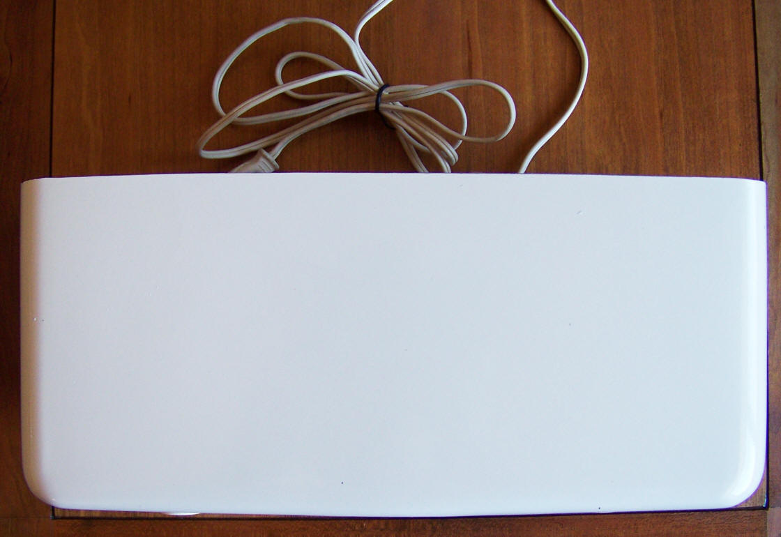 Zenith Model K510W AM Radio top